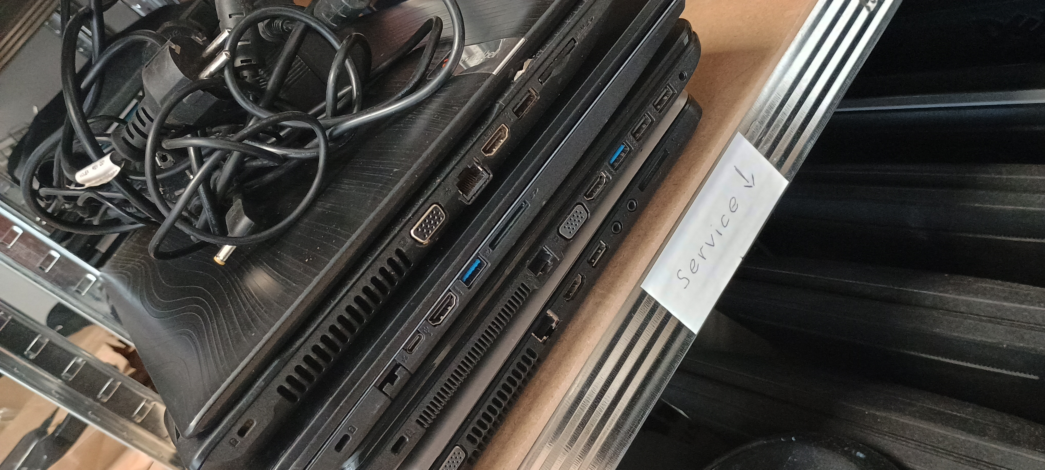 4 Laptops von Gartengestaltung Dangel!